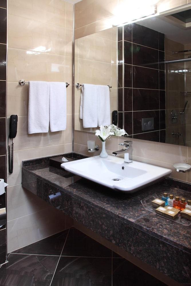 Hotel Senbayrak City Adana Exterior photo